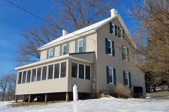 The Guest House at The Bison Farm