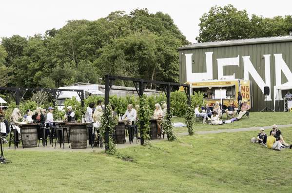 A Summer to Savour: Seasonal Vineyard Events Across Sussex