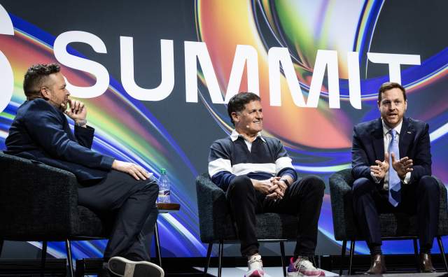 Image of 3 men including Mark Cuban sitting in front of a SUMMIT logo