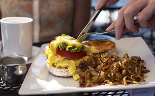 Brunch & Breakfast at Cafe Niche