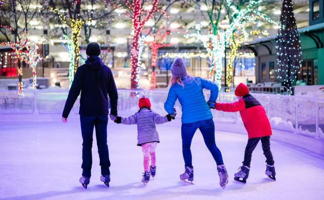 The Downtown Ice skating rink is fun for the whole family!