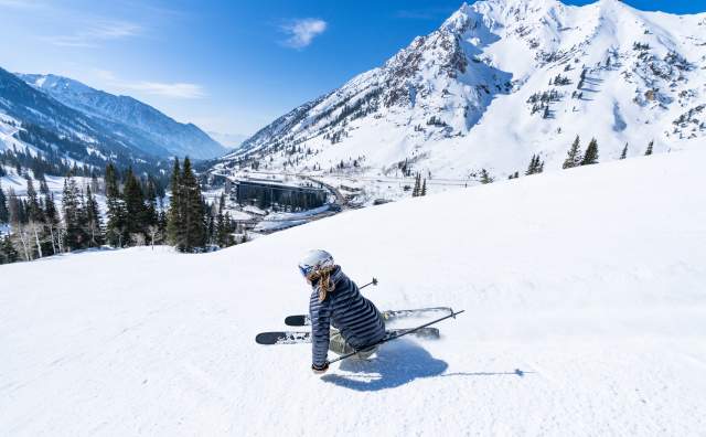 A skier looks over the Who Dunnit intermediate trail.