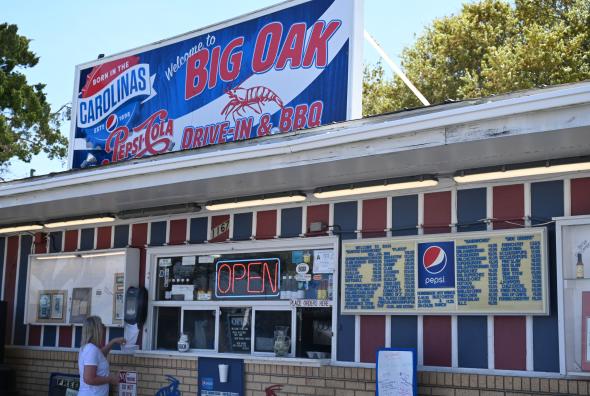Big oak bbq top