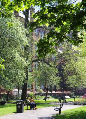Top 10 tips to Visit Manchester Well