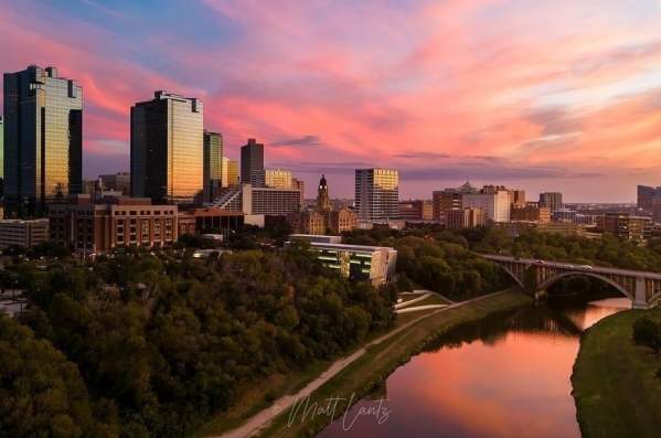 Celebrate Galentine’s Day in Fort Worth!