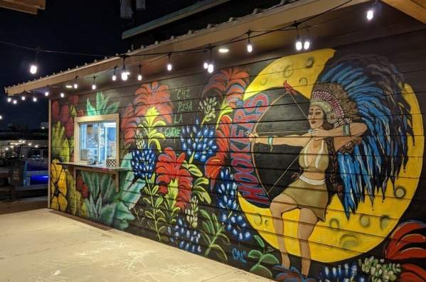 Native-American-Owned Restaurant: Hooker’s Grill
