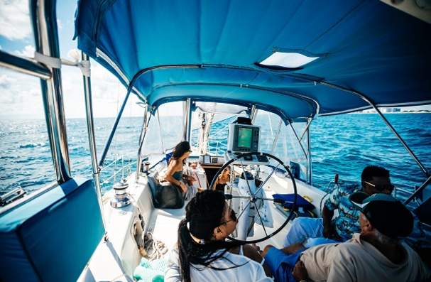 Friends sailing on the ocean