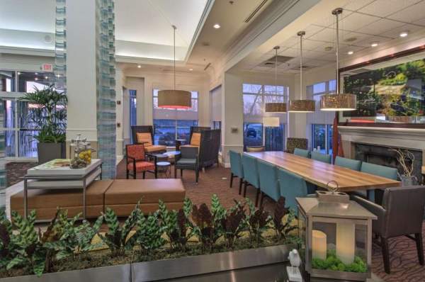 Hilton Garden Inn Lobby
