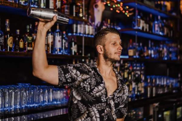 Cheers to Auburn's newest nightlife spot: Session Cocktails