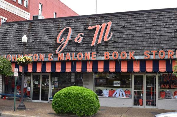 J&M Bookstore