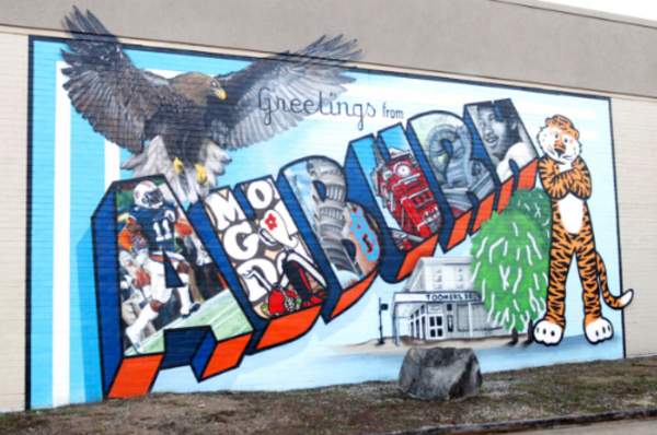 Greetings from Auburn Mural