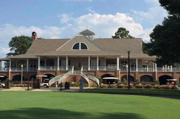 Auburn University Clubhouse