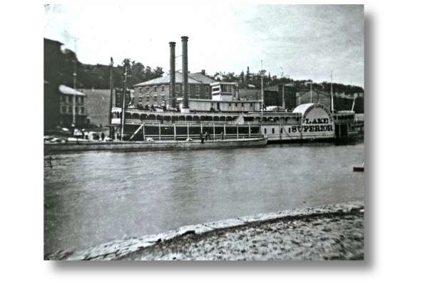 The War Eagle & the Galena: Sisters in Steam by Robert Taunt