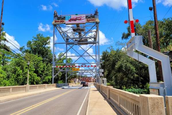 Breaux Bridge Bridge