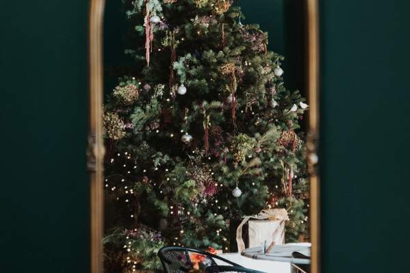 Christmas Eve at Songbird Parlour