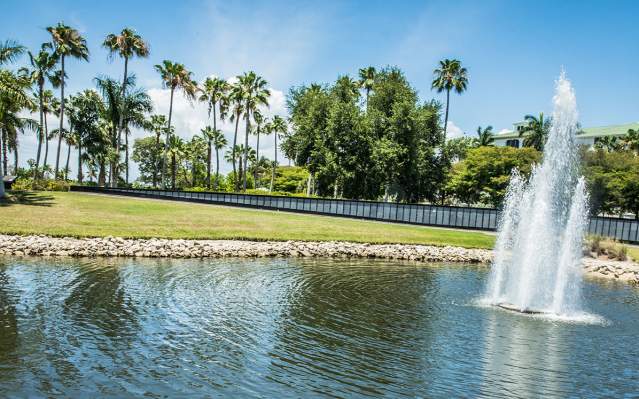 Fountain and pond at Veteran's Park in Punta Gorda, Florida