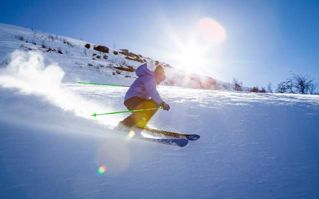 SKI