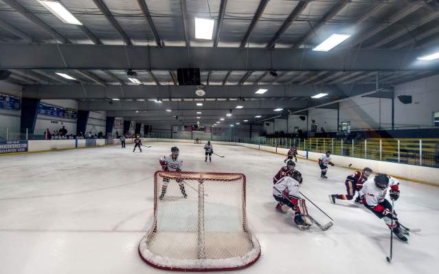 oaks center ice