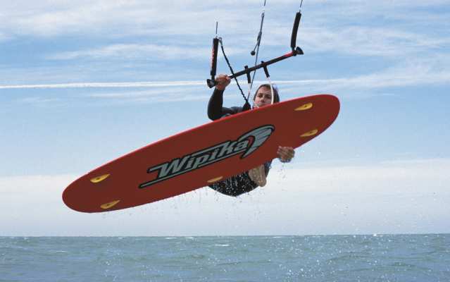 Alternative Sporting Events in Florida Kitesurfing, Flowboarding and Pickleball photo