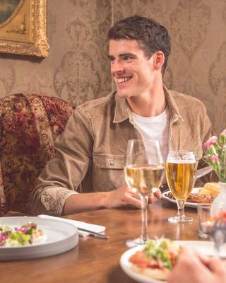 Food Restaurant Couple Dinner