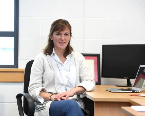 Aoife Ni Mhuiri