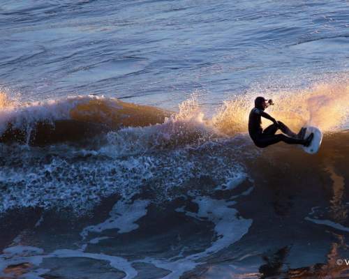 Visit Hero Surfing Blog Hero © Valerie O'Sullivan Fáilte Ireland