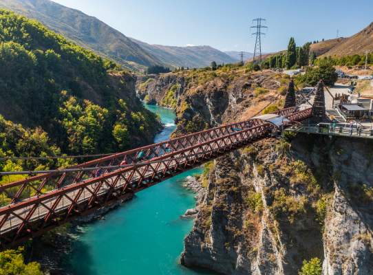 Exploring Queenstown by Bike