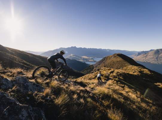 Local Ride Guide Finn O’Connor Shares His Queenstown Insider Tips and Favourite Bike Trails