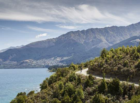 Experience the Slower Side of Spring in Queenstown - a 6-day Travel Itinerary