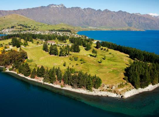 Stay and Play: Planning a Golf Holiday in Queenstown