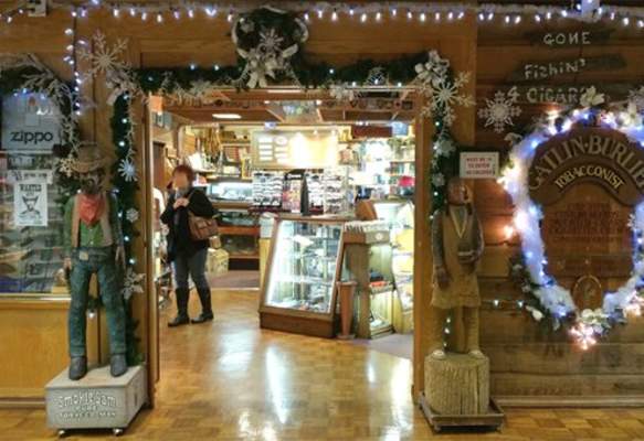 laurieton tobacco and gift shop The Gatlinburlier Tobacconist