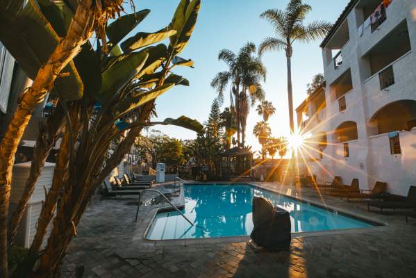 Catalina Canyon Inn