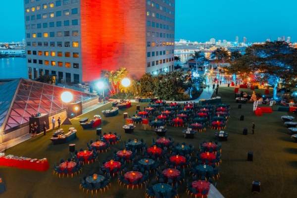 SkyLawn: Downtown Miami’s Most Versatile Event Space