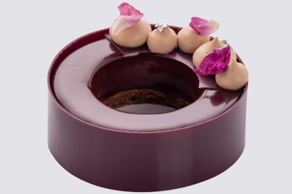 Say ‘I Do’ to These Destination-Inspired Wedding Desserts