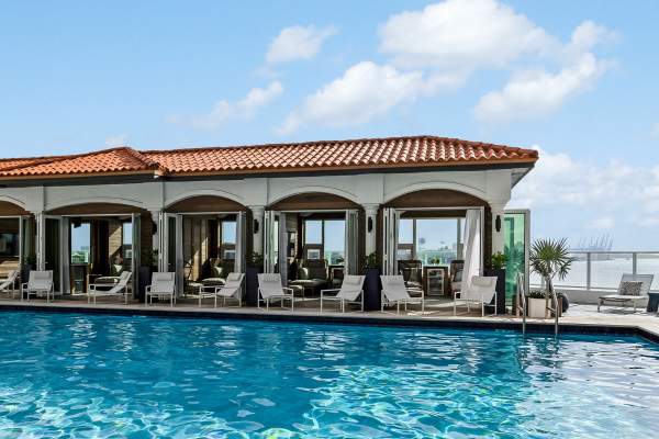 Meet in Miami: InterContinental Miami Unveils New Club Lounge, Luxury Cabanas