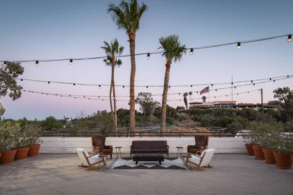 Embrace Perfect Weather at Arizona Grand Resort & Spa