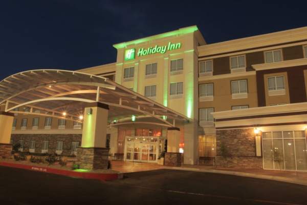 Holiday Inn West Medical Center exterior