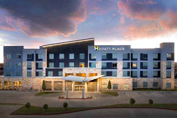 exterior shot of Hyatt place amarillo hotel