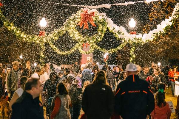 snow falling at downtown Opellika's christmas celebration
