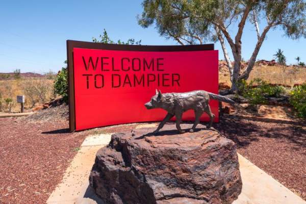 Red Dog Memorial Statue