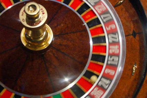 Roulette wheel Cadillac Jacks