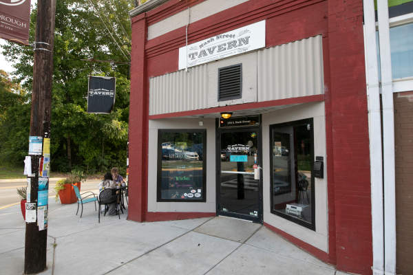 Outside View of the Nash Street Tavern in West Hillsborough
