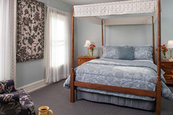 Bedroom at the Carlisle House B&B