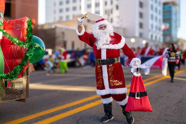 Experience the Holidays in Fort Smith