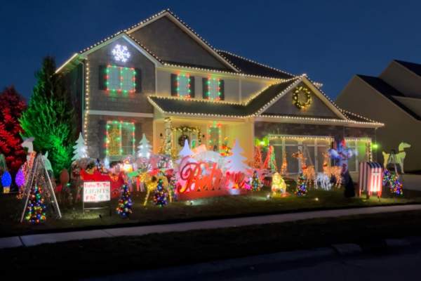 Visit Fort Wayne Releases Annual List of Fort Wayne's  Best Dazzling Holiday Houses
