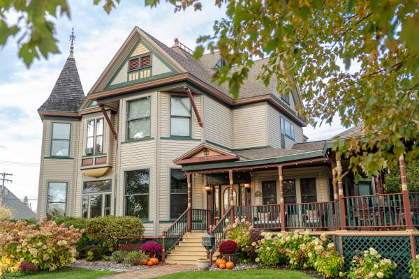 The Best Bed & Breakfasts in Northern Michigan: Stay in Grayling