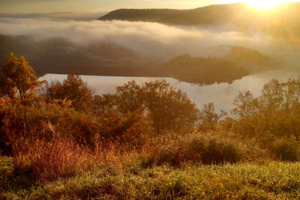Autumn Adventures: Must-Do Fall Experiences in the Raystown Lake Region