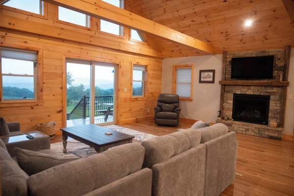 More Room, Less Stress: Host the Holidays in a Raystown Vacation Rental
