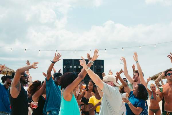 Beach Party Scene/Rebel Salute