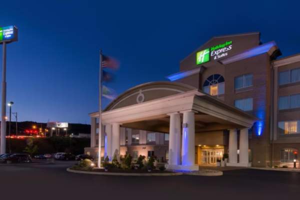 Holiday Inn Express & Suites Dickson City - Scranton